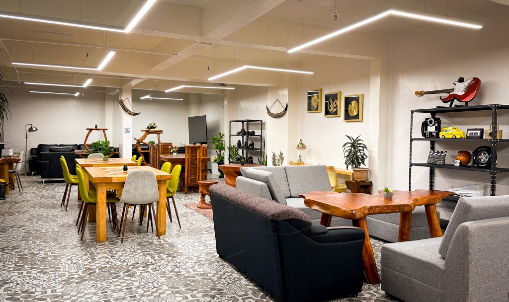フィリピン留学 Cebu21 - Wales-Business Lounge-12